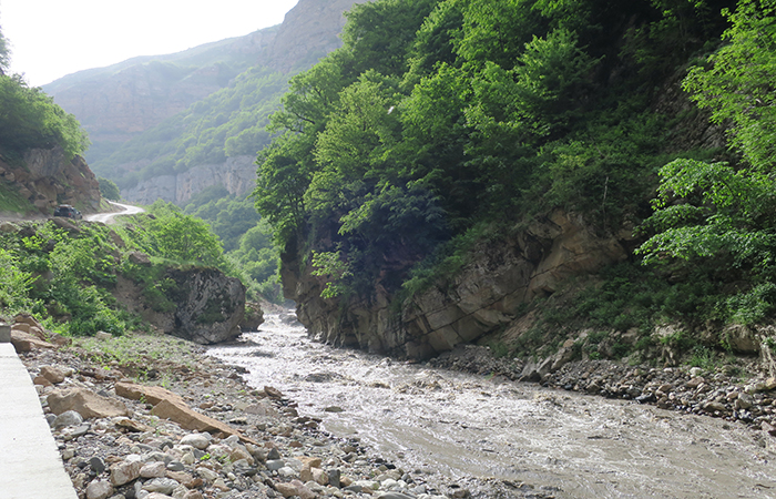 43_schlucht_xinaliq_aserbaidschan_2018-05-31_6557